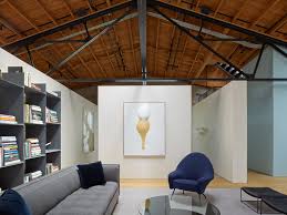 Jennie and taylor's melrose knitting mill wedding in downtown raleigh was a full day of fun. Photo 3 Of 13 In A Knitting Mill In San Francisco Becomes An Unbelievable Loft For Two Art Collectors Dwell