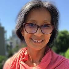 Carmen Quispe's Instagram, Twitter & Facebook