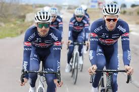 Zowel tim merlier als jasper philipsen zijn van de partij naast de onvermijdelijke mathieu van der poel. Alpecin Fenix 2021 Equipo De Ciclismo Procontinental Belga
