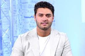 Love Island Star Mike Thalassitis Dies At 26 Reports Love Island Love Island Contestants Love Island Season 3