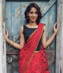 Yea, baby the '70s part is back and better than ever! Gorgeous And Easy Hairstyles For Long Faces Indian