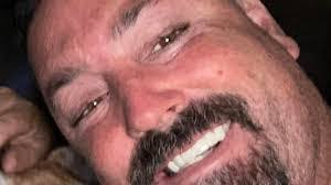 Sharon Sinner's Instagram, Twitter & Facebook