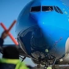 Vuelos baratos buscador de ofertas de vuelos baratos, tanto de aerolíneas regulares como low cost, compará y reservá tu pasaje aéreo con jetcost Nuevas Restricciones Aerolineas Argentinas Publico La Lista De Sus Vuelos Cancelados Hasta El 11 De Julio