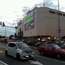 Tgv cinemas (aeon bukit tinggi) lot s32 2nd floor aeon bukit tinggi shopping centre no.1 ks6, persiaran batu nilam 1, bandar bukit tinggi 2 16. Spectrum Shopping Mall Shopping Mall