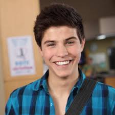 Drew Torres (@DrewTorres9)