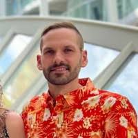 Aaron Ellenberger's Instagram, Twitter & Facebook