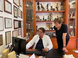 Szerinte ezt a fajta járványt akkor tudjuk hátrahagyni. Merkely Bela Az Indiai Mutans Virus Ellen Minden Magyarorszagon Alkalmazott Oltas Jol Ved Magyar Hang