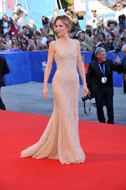 Sonia bergamasco is an italian actress. Sonia Bergamasco La La Land Premiere At 73rd Venice Film Festival 19 Gotceleb