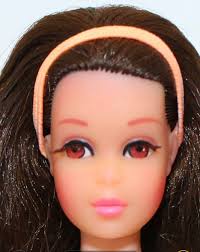 It's 1978 and I just bought this doll at a Flea market..he looks like  fun.😀