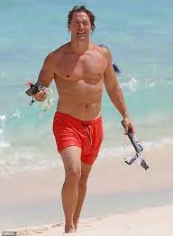 Born november 4, 1969) is an american actor and producer. Matthew Mcconaughey Shows Off His Six Pack Abs On A Beach In Hawaii With His Wife Camila Alves Readsector