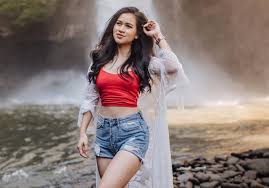 Hal ini disampaikan ustaz adi melalui video di youtube. Fakta Foto Profil Putri Amelia Diduga Artis Inisial Pa Yang Terjerat Kasus Prostitusi Online Alhidamart