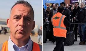 Sean Hoyle's Instagram, Twitter & Facebook