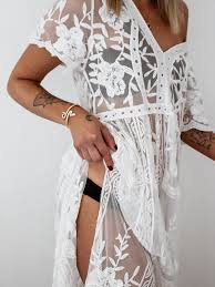 Ma jolie robe de plage blanche et flowers. Robe De Plage Dentelle Blanche Gaby By Audacieuse