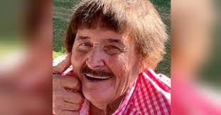 Ginger Ratliff's Instagram, Twitter & Facebook