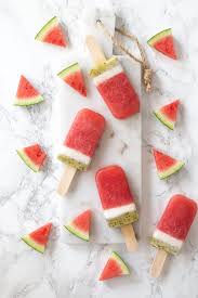 Melonen Eis Am Stiel Rezept Frisch Verliebt Blog Aus Berlin In 2020 Eis Am Stiel Rezepte Melone Eis Wassermelonen Eis