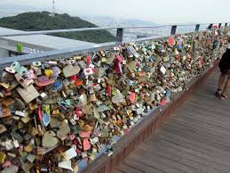 We did not find results for: Mengawali Cinta Sejati Dengan Gembok Cinta Petak Crop Namsan Tower Living In Korea Korea Travel