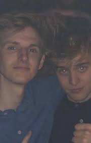 Snapchat:piremses.3 Verhalen