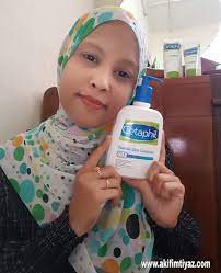 ✅ hidratación cetaphil crema hidratante es una crema hidratante de alta tolerancia para pieles sensibles y secas. Cetaphil Gentle Skin Cleanser Untuk Kulit Sihat