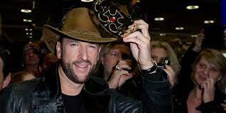 Das geschätzte vermögen von bastian pastewka beträgt 7 millionen euro. Bastian Pastewka Vermogen Des Deutschen Comedian 2021