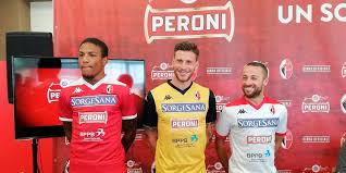 Ci sarà una maglia celebrativa sulle spalle dell'alessandria lunedì al moccagatta contro la carrarese: Maglie Bari 2019 2020 Kappa Torna Lo Sponsor Peroni