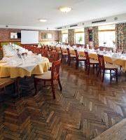 See 363 tripadvisor traveler reviews of 48 braunau am inn restaurants and search by cuisine, price, location, and more. Die 10 Besten Restaurants In Braunau Am Inn 2021 Mit Bildern Tripadvisor