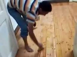 كشط و تلميع الباركيه Youtube