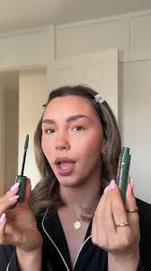 #AD Green mascara?!?!… kind of a slay… @MaybellineUK get over 40% off now 