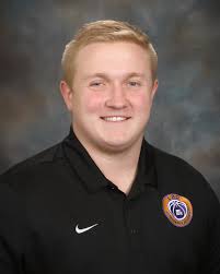 Alex Piggott's Instagram, Twitter & Facebook