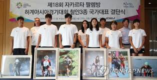 세 가지 종목을 완주하는 시간을 경쟁하는. ì „ì„¤ì˜ ì² ì¸ ìž¥ìœ¤ì •ê³¼ ì² ì¸ ì†Œë…€ ì •í˜œë¦¼ ì„œë¡œ ì˜ì§€í•©ë‹ˆë‹¤ ì—°í•©ë‰´ìŠ¤