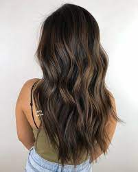 In addition, this haircut is easy to maintain compared to other highlighting techniques. 60 Hairstyles Featuring Dark Brown Hair With Highlights