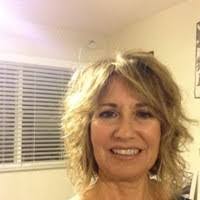 Iris Tellez's Instagram, Twitter & Facebook