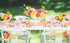 Spring may call to mind budding flowers and april showers, but in the wedding world, it's all about the fresh colors that represent the new life of the season—and the start of one very big adventure: Get Sprung On These Spring Wedding Color Schemes