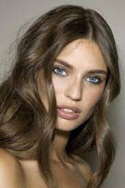 This can be flattering especially when combined with golden highlights. 10 Best Cool Brown Hair Color Ideas Brown Hair Colors Hair Color Cool Brown Hair