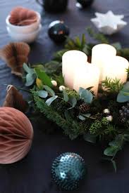 Adventskranz Binden Eine Anleitung Zum Modernen Kranz Adventskranz Binden Adventskranz Selber Binden Adventskranz