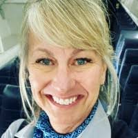 Lori Irwin's Instagram, Twitter & Facebook