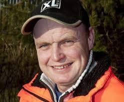 Arbejdsløs i klemme