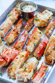 Size is the most obvious difference between king and snow crab, but the distinctions don't end there. Baked King Crab The Best Crab Legs Recipe Rasa Malaysia Crab Legs Recipe Baked Crab Legs Seafood Recipes