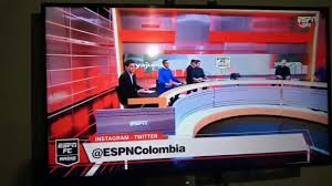 Este martes, el periodista carlos orduz sufrió un impactante incidente durante la trasmisión en vivo de espn fc radio edición colombia, al ser aplastado por una de las pantallas gigantes de la. Ruu0v164qdcfom