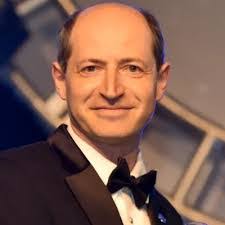 Eric Lupton's Instagram, Twitter & Facebook