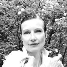 Childhood Memories of Visiting Grandparents' Farm in Tennessee