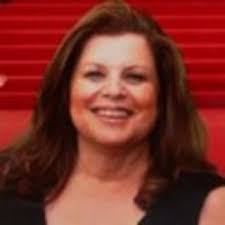 Rose Senger's Instagram, Twitter & Facebook