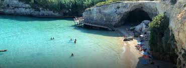 Baia Del Mulino D Acqua Un Oasi Nelle Acque Di Otranto Puglia Com Viaggi Vacanze Economiche Baie