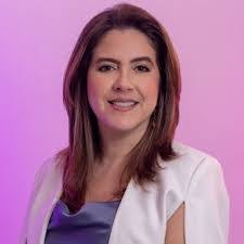 Elisa Borjas's Instagram, Twitter & Facebook