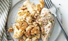 Keto Approved Garlic Chicken With Roasted Cauliflower Xyngular In 2021 Roasted Cauliflower Recipes Oven Cooked Bacon