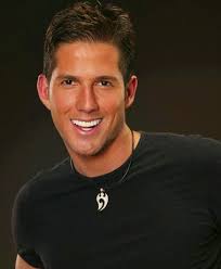 latin: Estreno del video de los venezolanos Gabriel Parisi y Oscarcito de  la canción “Comerte a besos” // Video premiär av Venezuelas sångare Gabriel  Parisi och Oscarcito till "Comerte a besos"