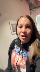 There are positives to being single #awdtsg #arewedatingthesameguy #single  #dating #positive #positivemindset #datingapps