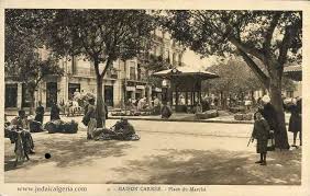 Alger Maison Carree Place Du Marche Maison Carre Maison Les Beaux Proverbes