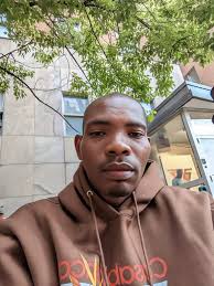 💙Floyd Marlow Jr. 💙 Age 31 Birth year 1994 Height 5'10 Lbs 190 DOC#  669222 Works at hoodlounge New Lisbon Looking for a woman age 21 and up  Inbox me