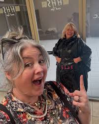 I intentionally left this thank you out of my final remark video so I could  make a separate gratitude post for all of the help @brockmannlouise has  given to me and this