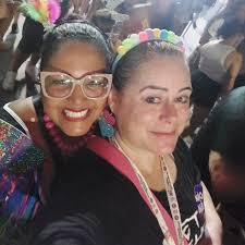 Festa linda de Carnaval de rua! Energia nas alturas depois de tanta folia  com pessoas maravilhosas que eu tenho a sorte de ter por perto! #carnaval  #bloquinho #folia